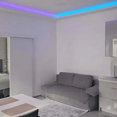 Aranykez Apartment, Center شقة